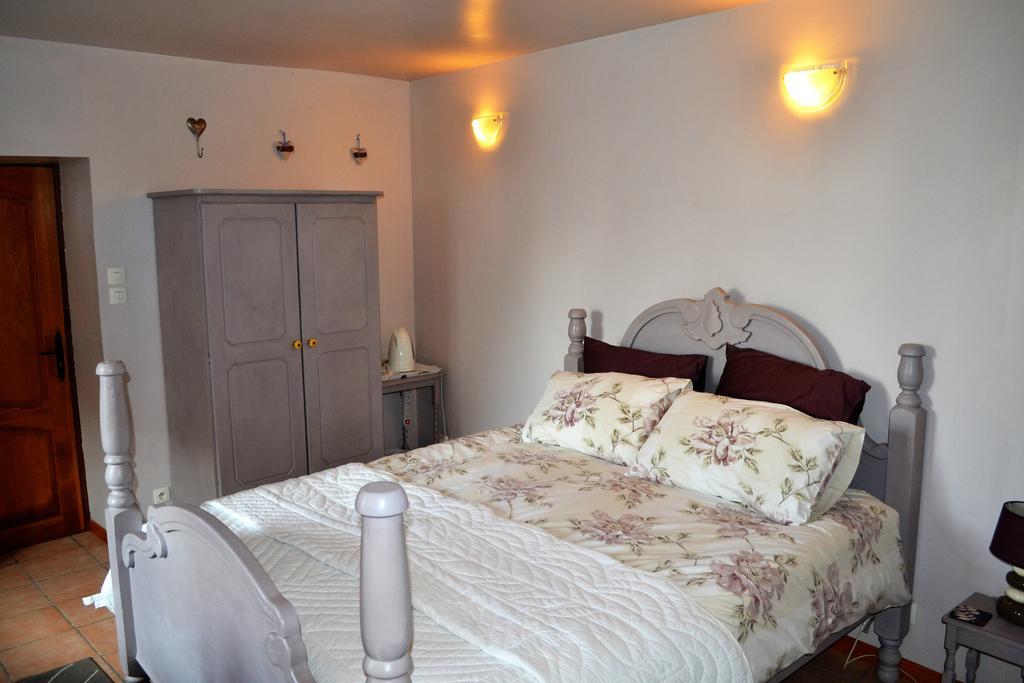 Le Moulin De Lusseau Bed & Breakfast Chef-Boutonne Ngoại thất bức ảnh